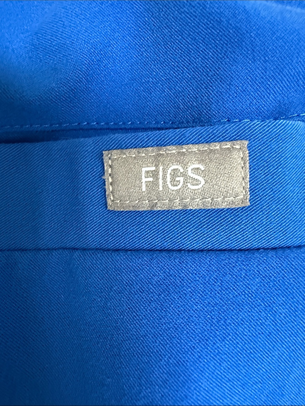 FIGS Men's Royal Blue Scrub Jogger Pants and Top - Picture 4 of 9